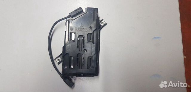 Мультимедийный блок MDI Volkswagen 5N0035342F Мультимедийный блок MDI Volkswagen 5N0035342F