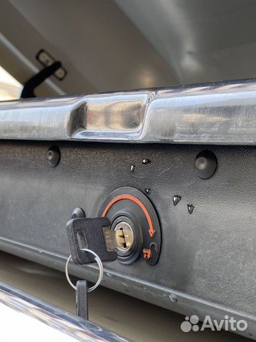 Багажный бокс на крышу Thule Багажный бокс на крышу Thule