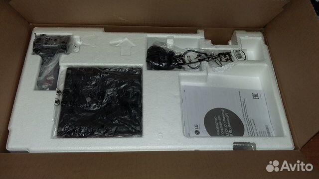 Монитор LG 22/1920x1080 lPS Монитор LG 22/1920x1080 lPS