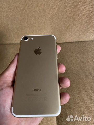 Телефон iPhone 7 Телефон iPhone 7