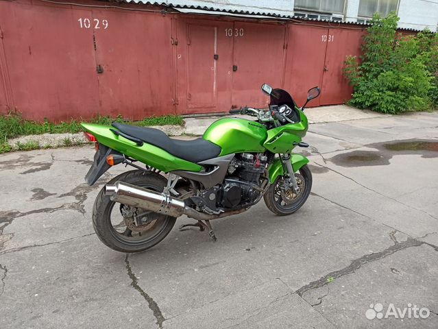Kawasaki ZR 7s год 2004 Kawasaki ZR 7s год 2004