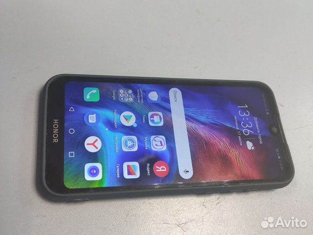 Телефон honor 8s 2/32 Телефон honor 8s 2/32