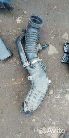 Патрубок воздушного фильтра mazda cx-7 2.3