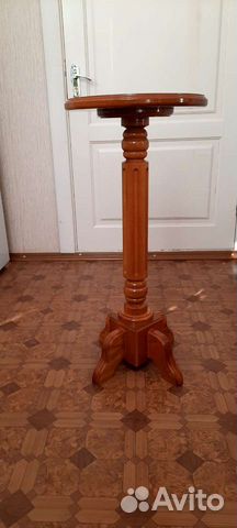 Подставка из массива дерева