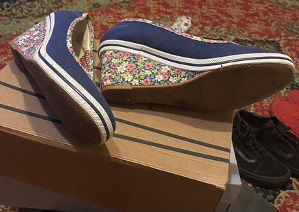 Балетки на танкетке