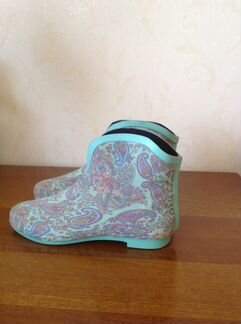 Резиновые полусапожки keddo