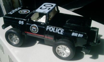 N8880 Welly. Chevy Pick-up police 1/43