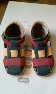 Детские сандалии