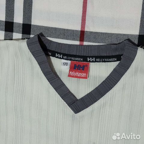 Олдскульная футболка Helly Hansen