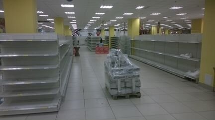 Стеллажи металлические б/у, Италия 2000 шт