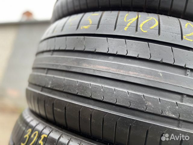 Pirelli P Zero PZ4 285/40 R22 и 325/35 R22