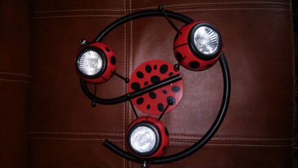 Светильник в детскую комнату