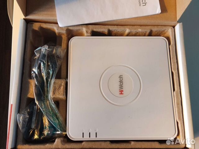 Видеорегистратор Hiwatch DS-N204