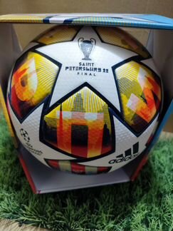 Футбольный мяч adidas финал санкт петербург 2022лч