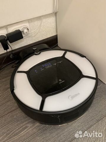 Робот пылесос
