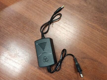 Блок питания для видеокамер светодиодной ленты 12В