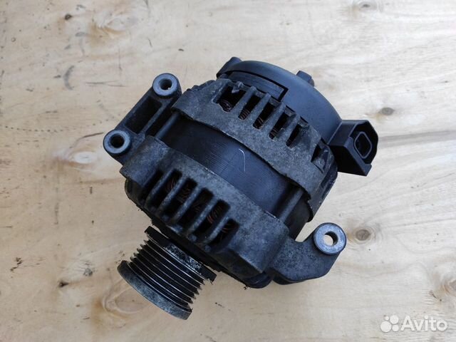 Генератор A13DTE 13502986 на Opel Astra J