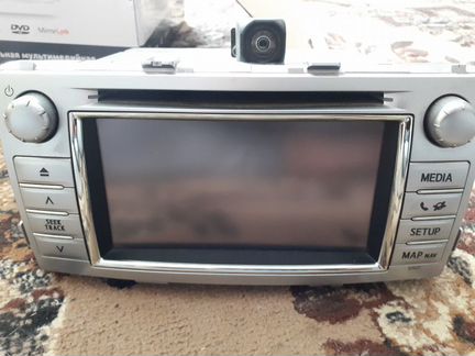 Штатное головное устройство тойота toyota И камера