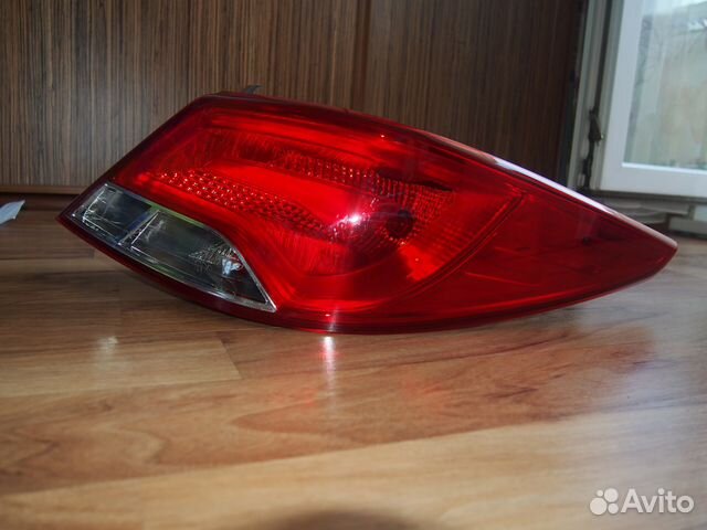 Фонари задние левый и правый на Hyundai Solaris