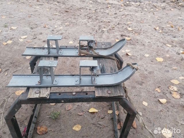 Лыжи алюминиевые СССР ящик для рыбалки