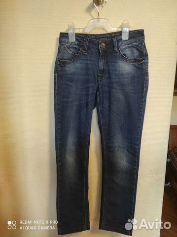 Джинсы фирмы
