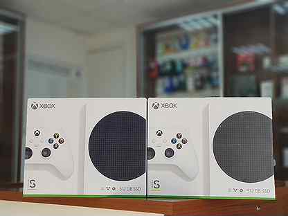 Игровая приставка Xbox Series S 512 Гб новая