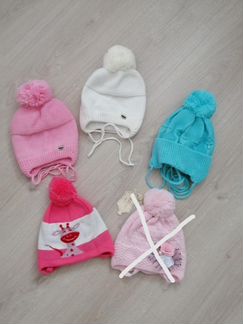 Шапки новые весна-осень р. 2,3 года
