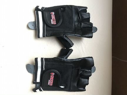 Перчатки для фитнесса