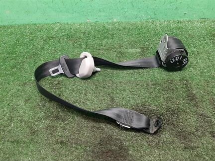 Ремень безопасности задний правый Toyota Verso R2