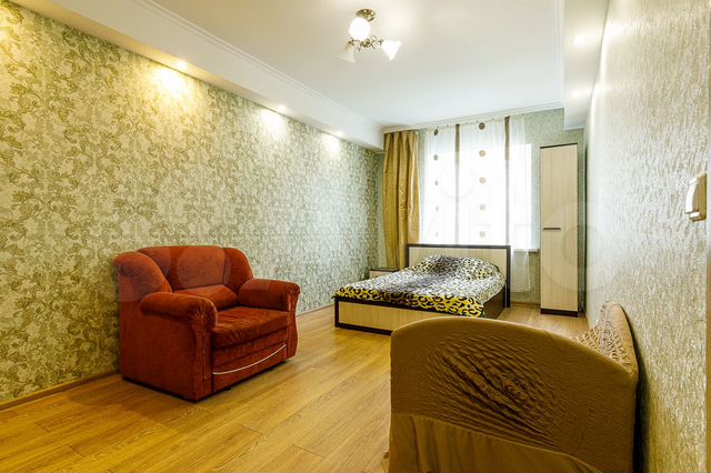 2-к. квартира, 78 м², 1/17 эт.