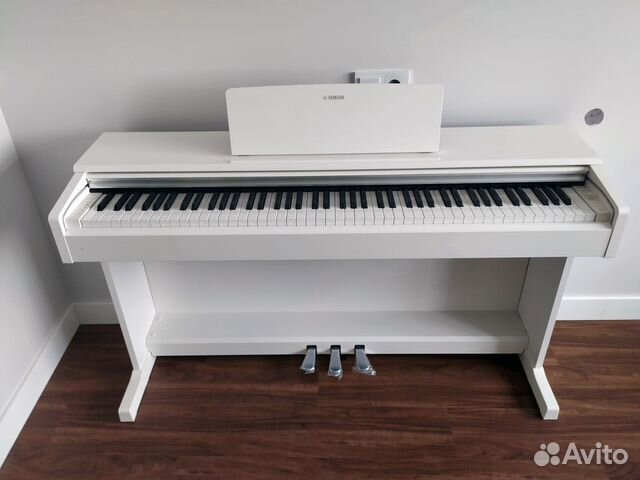 Цифровое пианино Yamaha ydp-144 (Комплект)