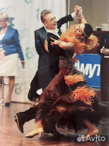 Платье для бальных танцев