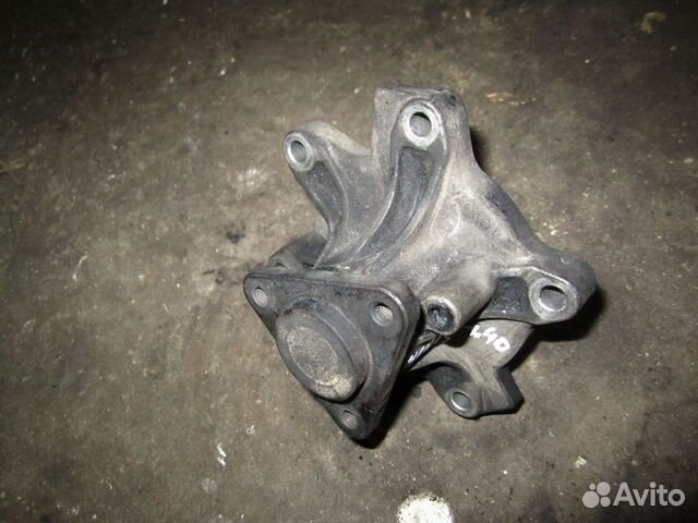 Помпа водяной насос toyota yaris verso 1.4nd