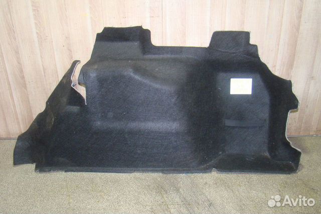 Обшивка багажника Ford Focus 3