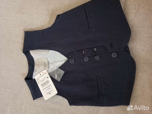 Жилет новый 110 размер для мальчика 4-5 лет