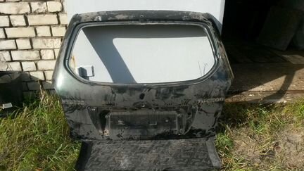 Hyunbai Tucson 04-09г.Крышка багажника