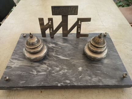 Подставка-бюро под ручки и чернильницы