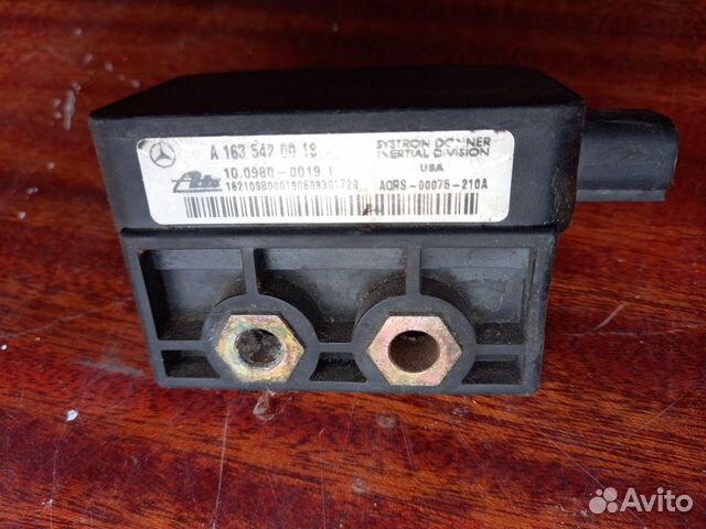 Датчик ускорения Mercedes ML163