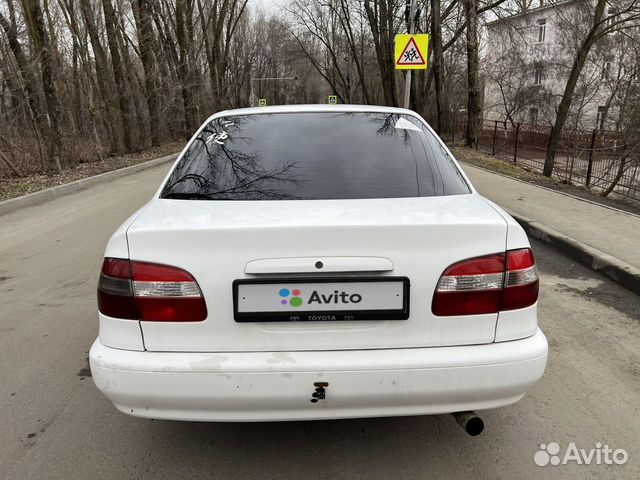 Toyota Corolla 2.0 AT, 1998, 300 000 км