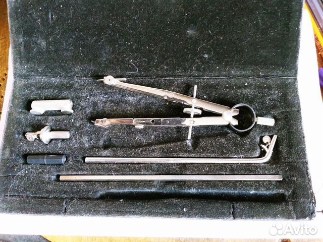 Готовальня 2 штуки