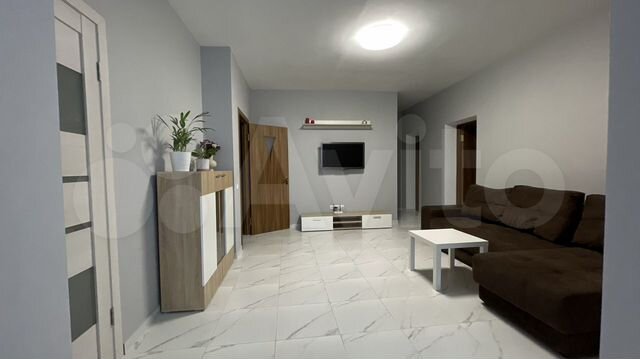 2-к. квартира, 65 м², 3/5 эт.