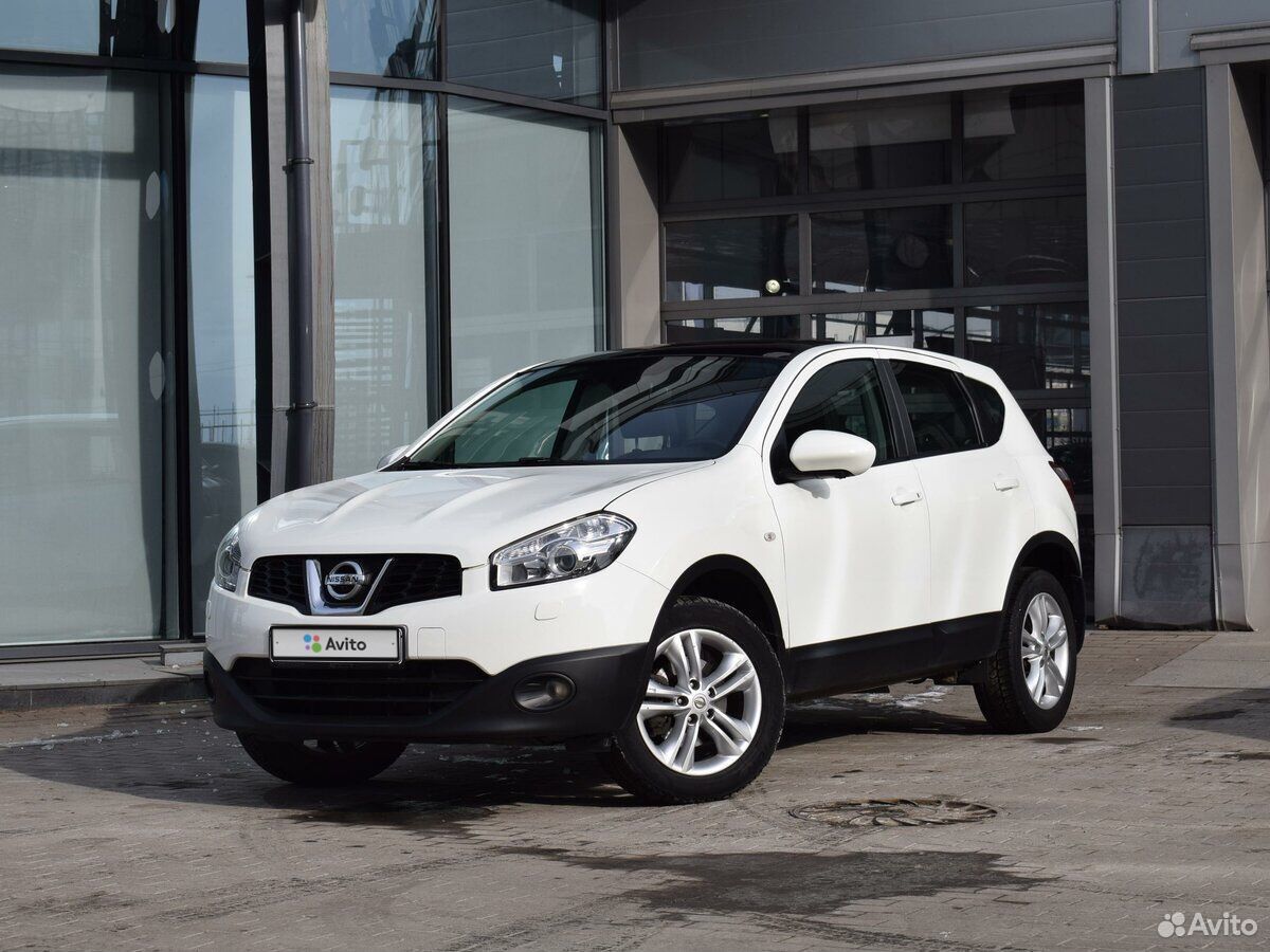 Nissan Qashqai 2012 белый