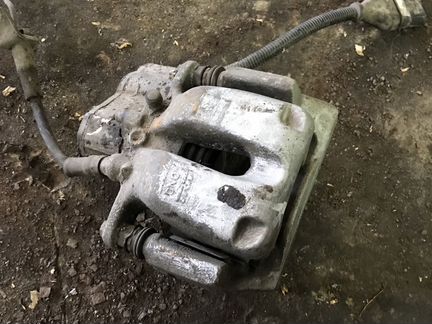 Суппорт задний правый Ауди а8 D3