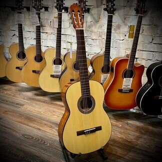 Классическая гитара 4/4 Cort AC100-SG