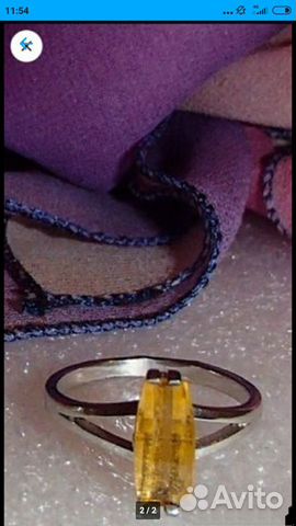Красивые кольца с топазом и хризолитом