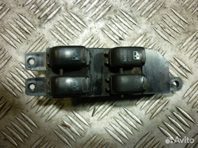 Блок управления стеклами Hyundai Santa Fe 1