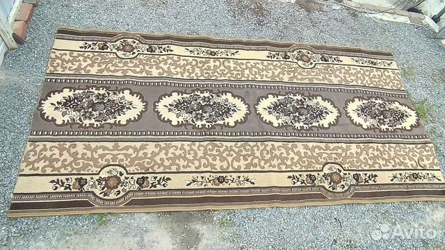 Ковер или палас бу