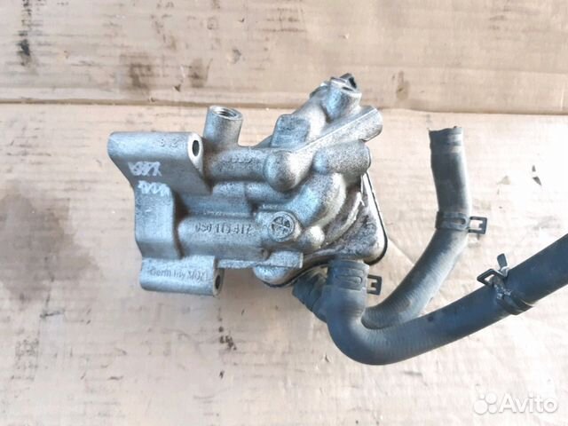 Кронштейн масляного фильтра Audi A4,A6, Volkswagen