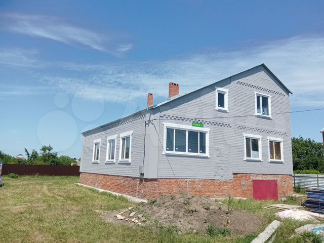 Дом 200 м² на участке 20 сот.