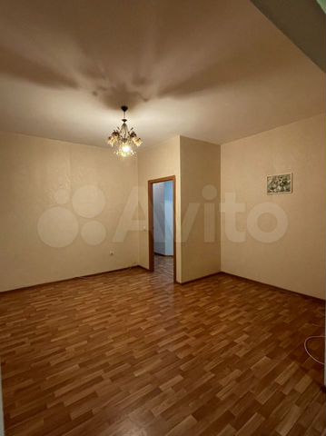 3-к. квартира, 85 м², 3/6 эт.